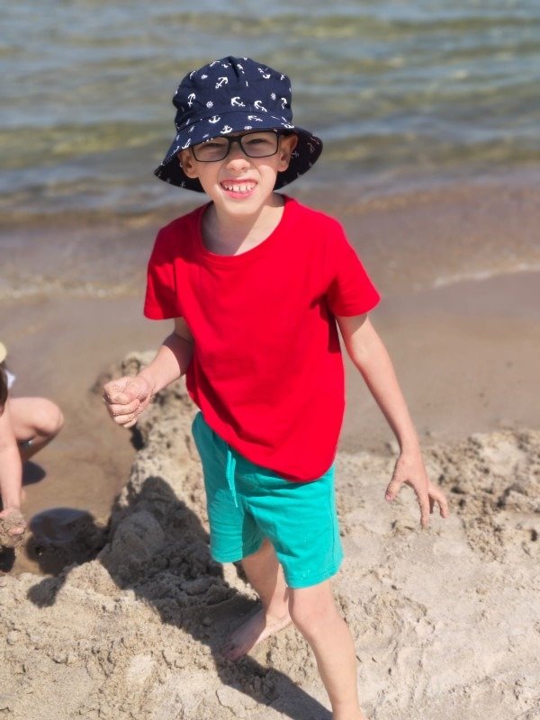 sms-card__image