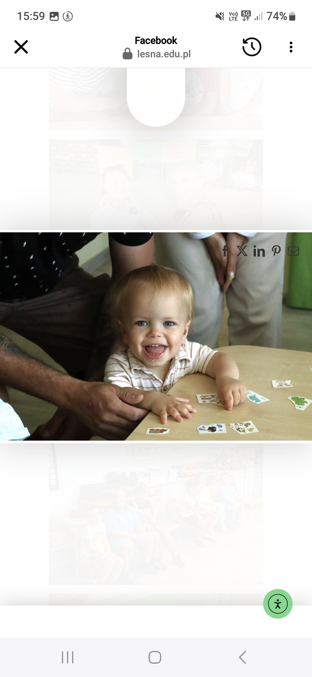 sms-card__image